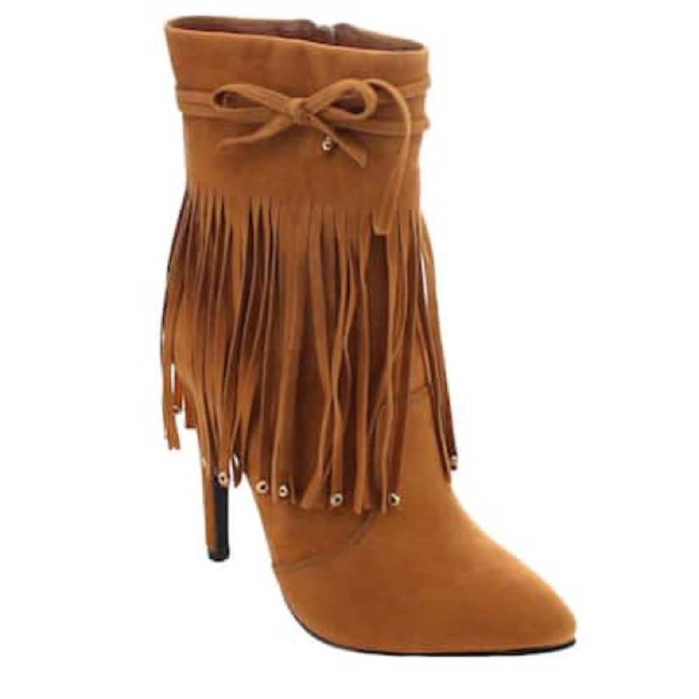 Machi Peri-1 Woman’s Fashion Stiletto High Heel Gold Studded Fringe Boots!